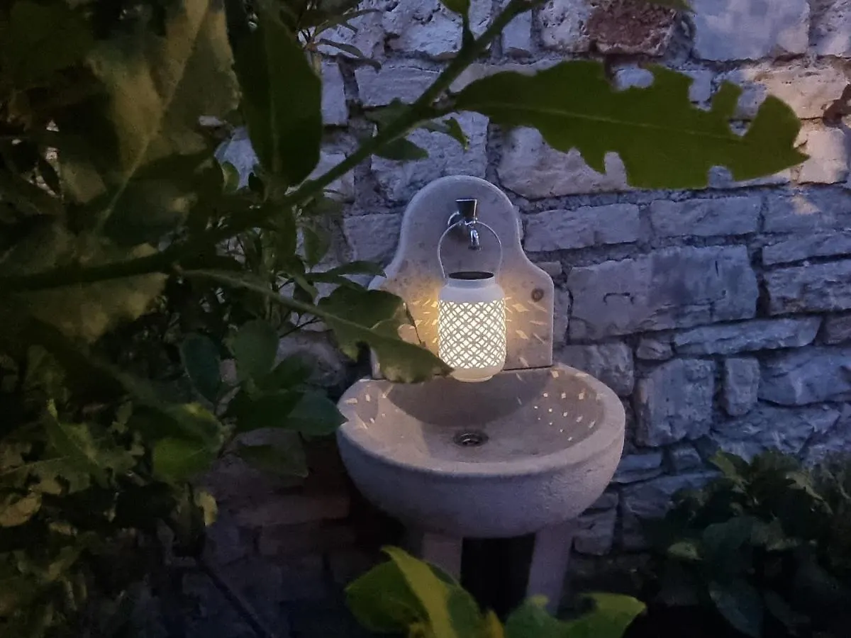 Holiday home Stonehouse Ana With Jacuzzi Rovinj-Krmed Villa