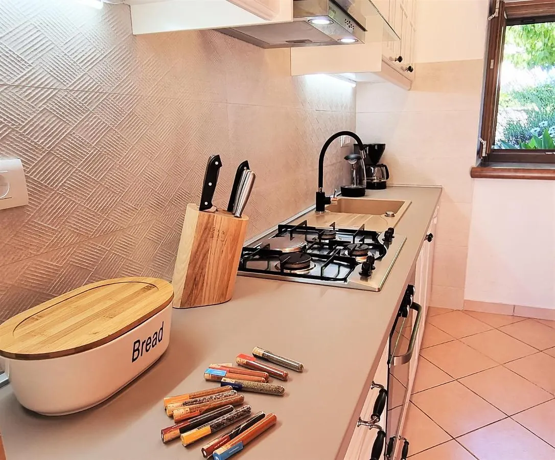 Holiday home Stonehouse Ana With Jacuzzi Rovinj-Krmed Villa Croatia